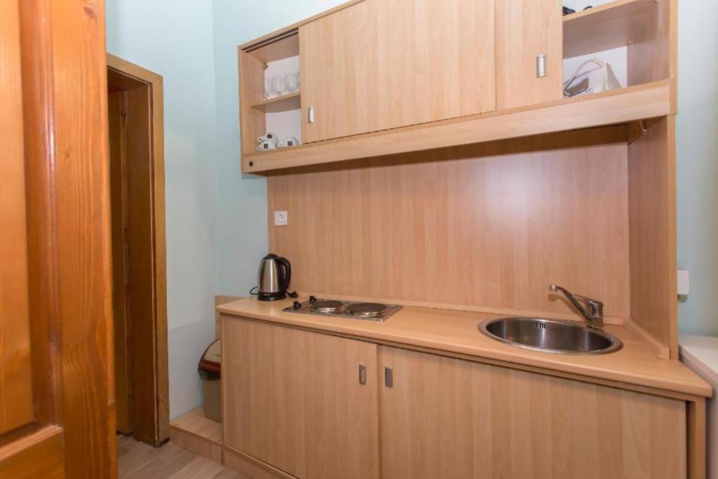 Top Center Apartment 4 소피아 외부 사진