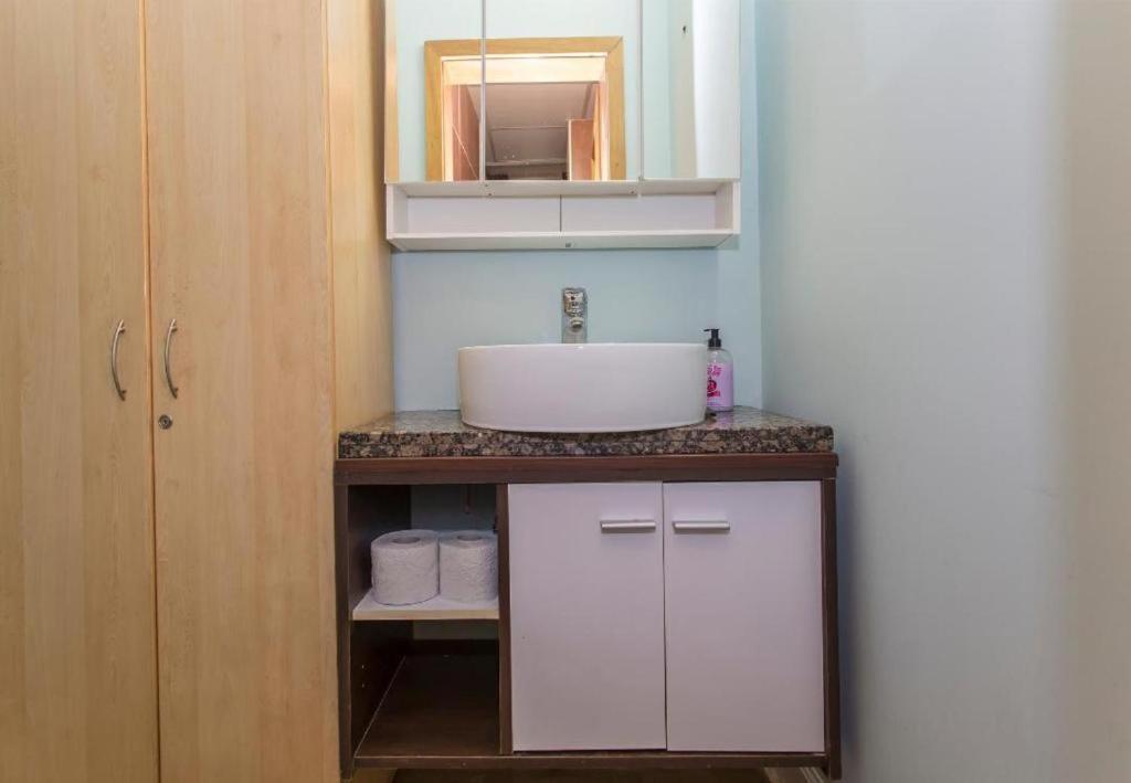 Top Center Apartment 4 소피아 외부 사진